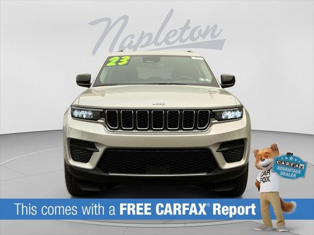 2023 Jeep Grand Cherokee Laredo 4x4 2023 Jeep Grand Cherokee Laredo 4x4
