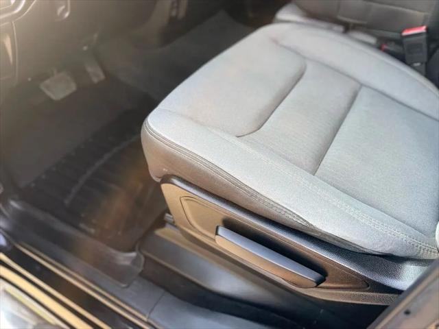 2019 Ram 1500 Big Horn/Lone Star Crew Cab 4x4 5'7" Box