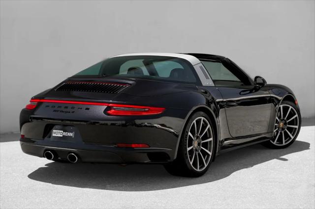 2017 Porsche 911 Targa 4