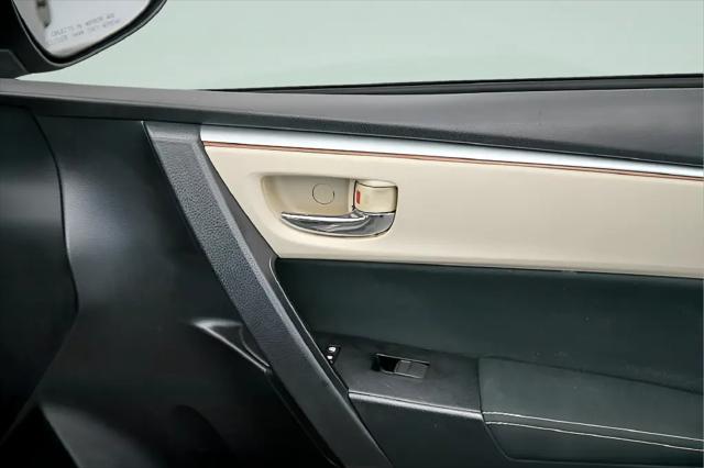 2015 Toyota Corolla LE