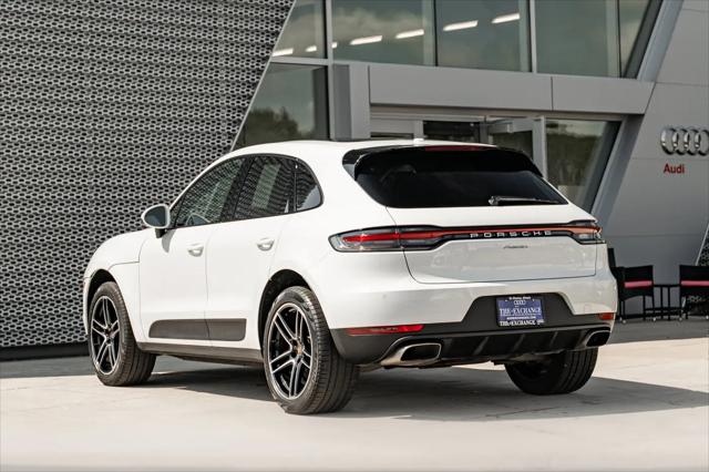 2019 Porsche Macan Macan