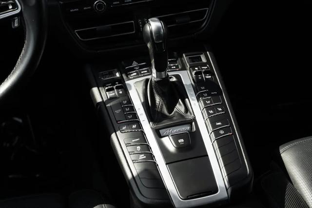 2019 Porsche Macan Macan