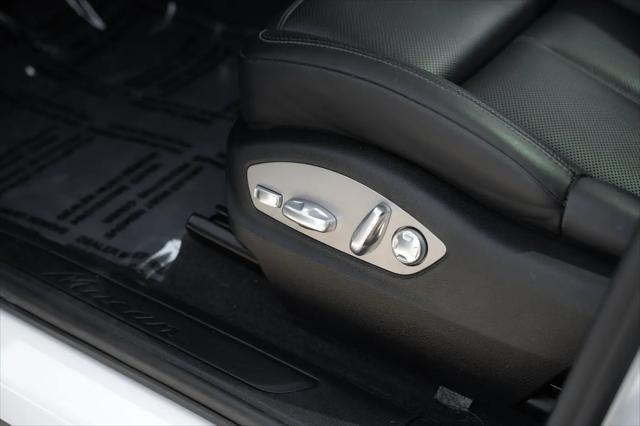2019 Porsche Macan Macan