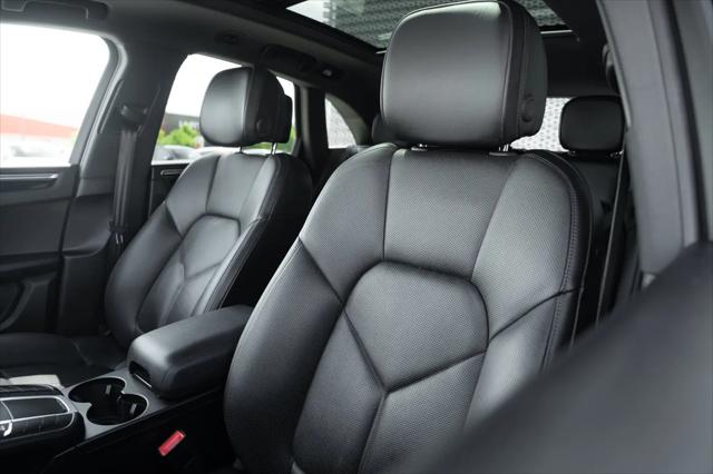 2019 Porsche Macan Macan