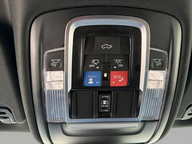 2022 Ram 1500 Laramie Crew Cab 4x2 64 Box