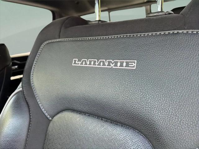 2022 Ram 1500 Laramie Crew Cab 4x2 64 Box