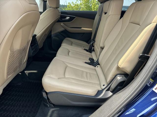 2022 Audi Q7 Premium 45 TFSI quattro Tiptronic