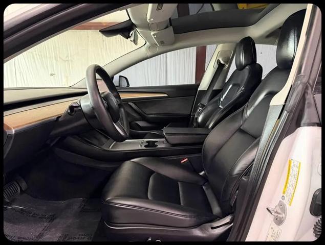 2021 Tesla Model 3 Standard Range Plus Rear-Wheel Drive
