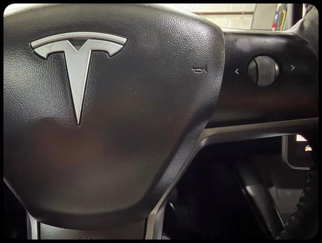 2021 Tesla Model 3 Standard Range Plus Rear-Wheel Drive