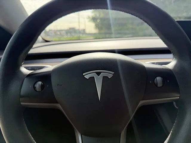 2021 Tesla Model 3 Standard Range Plus Rear-Wheel Drive