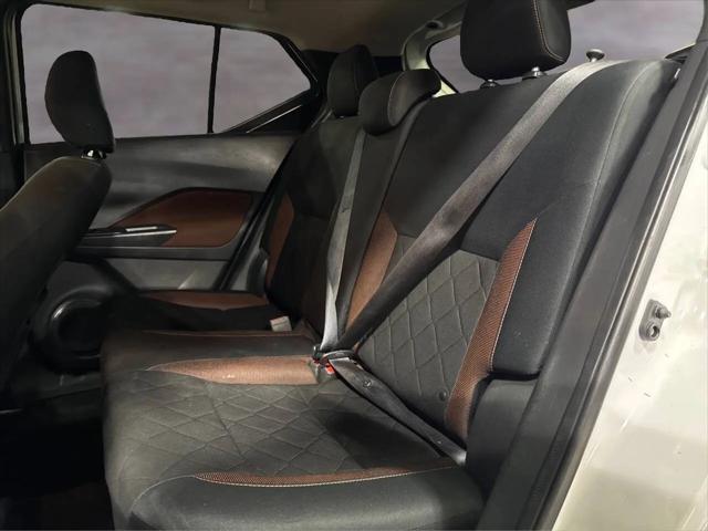 2019 Nissan Kicks SR