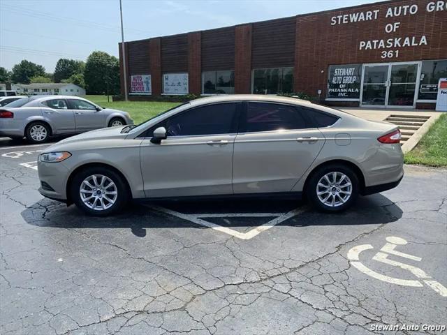 2016 Ford Fusion S