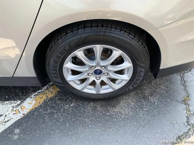 2016 Ford Fusion S