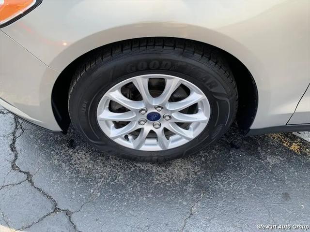 2016 Ford Fusion S