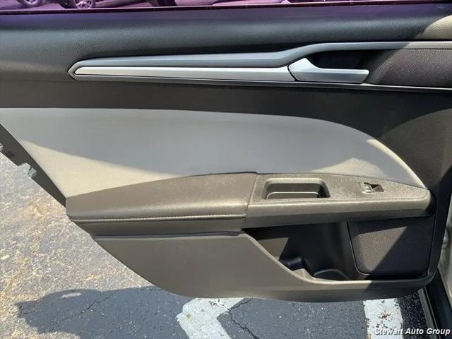 2016 Ford Fusion S