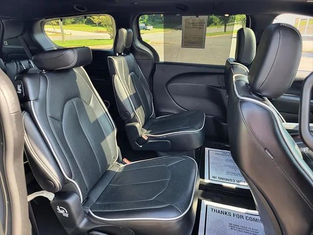 2025 Chrysler Pacifica Limited