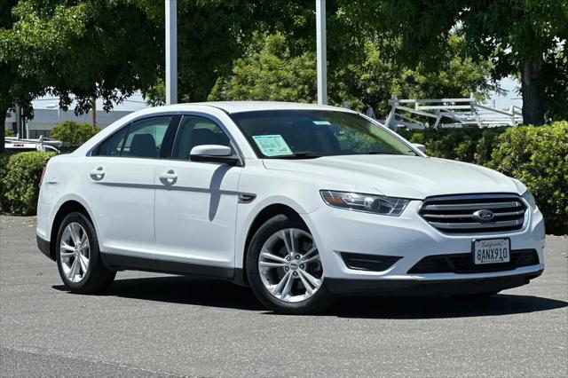 2017 Ford Taurus SEL