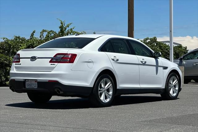 2017 Ford Taurus SEL