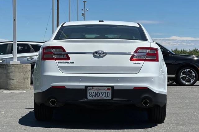 2017 Ford Taurus SEL