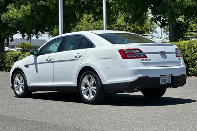 2017 Ford Taurus SEL