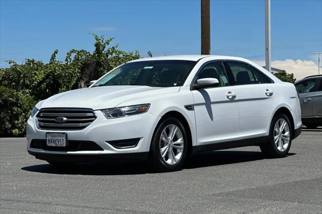 2017 Ford Taurus SEL