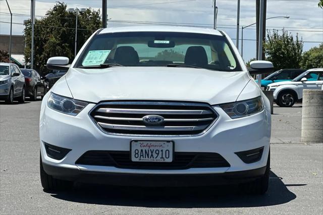 2017 Ford Taurus SEL