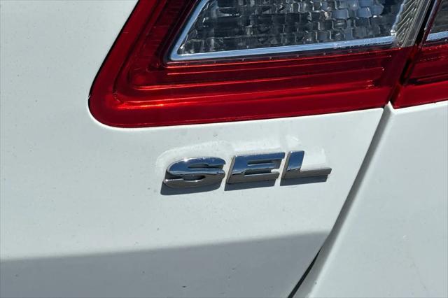 2017 Ford Taurus SEL