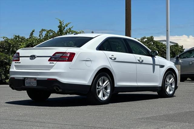 2017 Ford Taurus SEL
