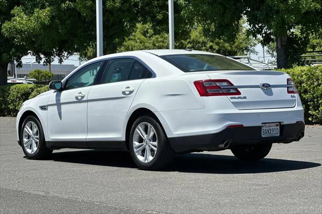 2017 Ford Taurus SEL