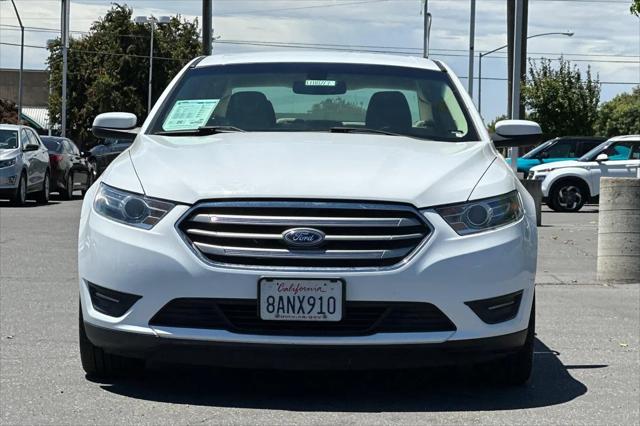 2017 Ford Taurus SEL