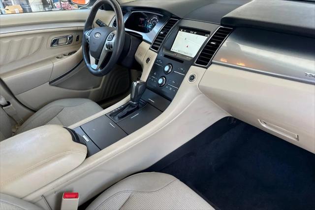 2017 Ford Taurus SEL