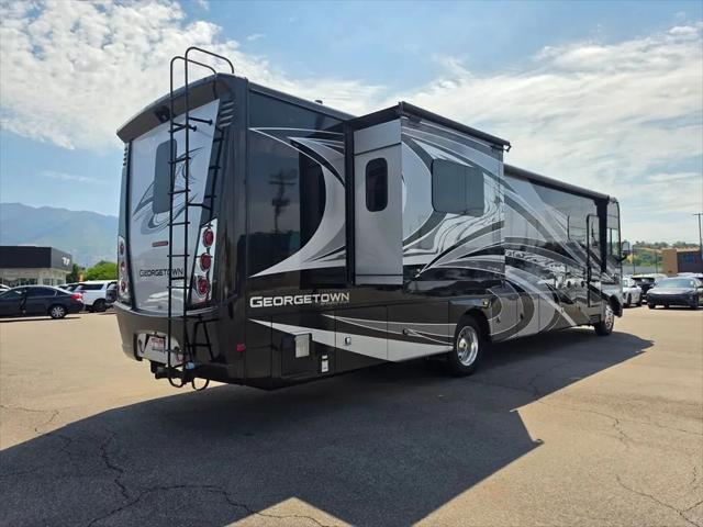2019 Ford F-53 Base
