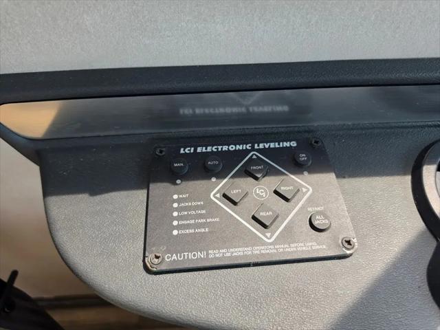 2019 Ford F-53 Base