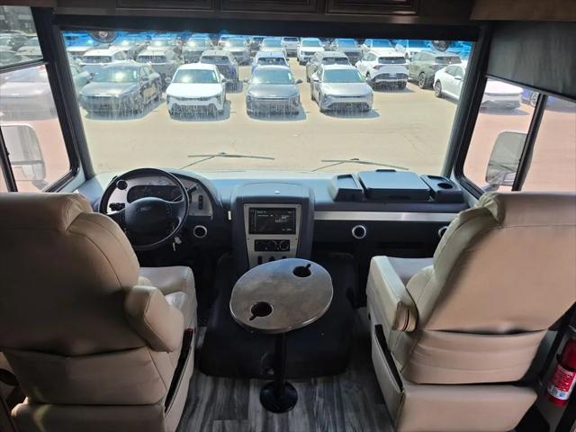 2019 Ford F-53 Base