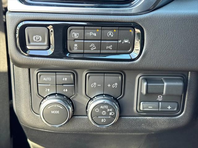 2026 GMC Yukon XL 4WD Denali