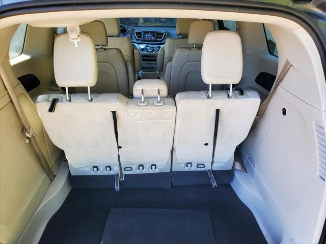 2021 Chrysler Voyager LXI