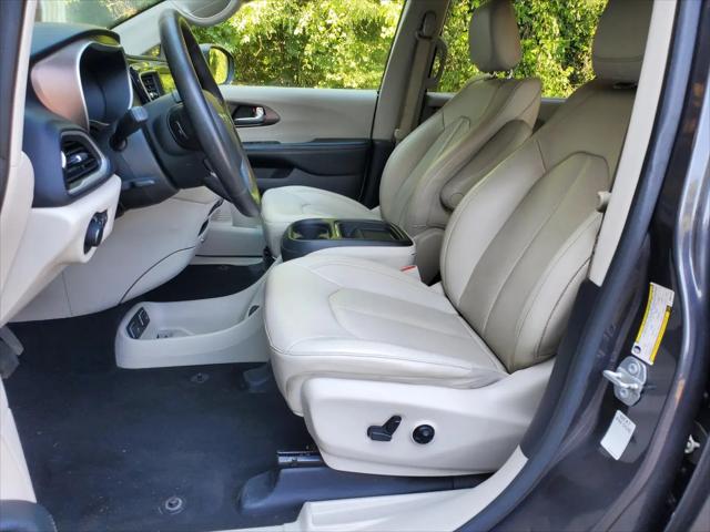 2021 Chrysler Voyager LXI