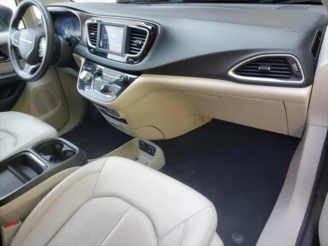 2021 Chrysler Voyager LXI
