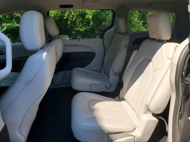 2021 Chrysler Voyager LXI