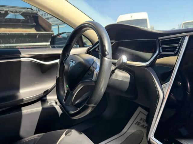 2013 Tesla Model S Standard