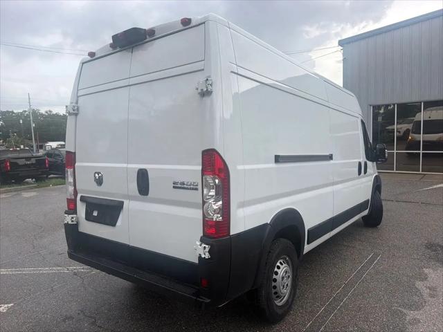 2025 Ram ProMaster 2500 Cargo Van Tradesman High Roof 159 WB w/Pass Seat