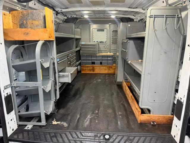 2019 Ford Transit w/Sliding Side Door w/RWB