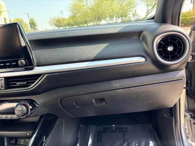 2022 Kia Forte GT Manual