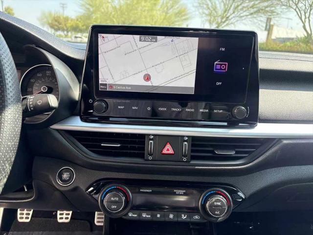 2022 Kia Forte GT Manual