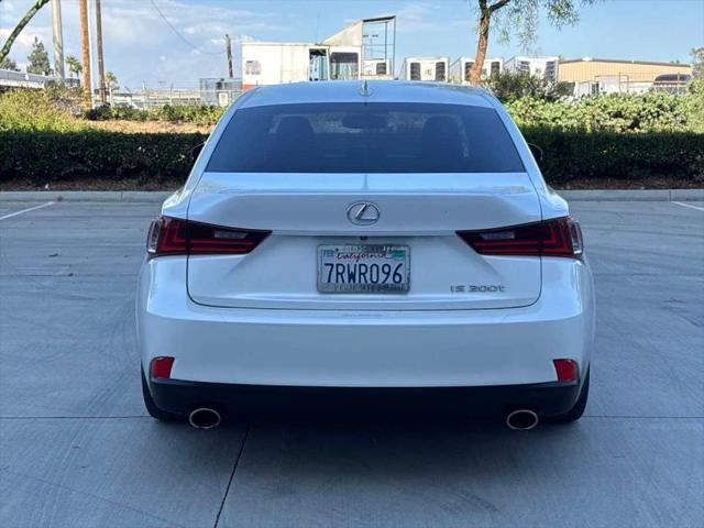 2016 Lexus IS 200t 200t
