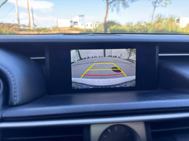 2016 Lexus IS 200t 200t