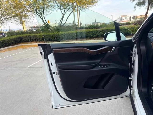 2020 Tesla Model X Long Range Plus Dual Motor All-Wheel Drive
