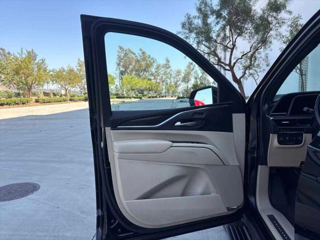 2021 Cadillac Escalade ESV 2WD Premium Luxury