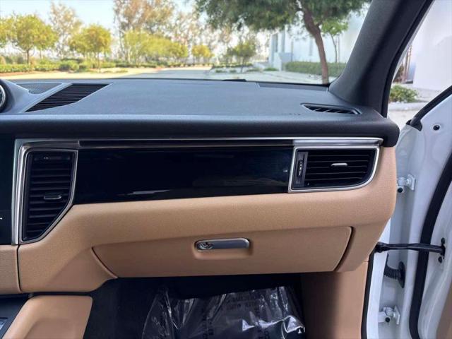 2018 Porsche Macan Sport Edition