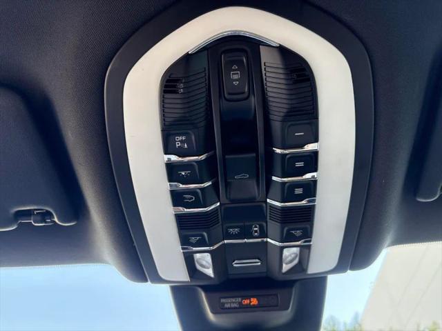 2018 Porsche Macan Sport Edition